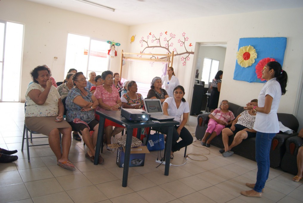 Progreso: Imparten pláticas para una vida saludable en el adulto mayor en Progreso Progreso: Imparten pláticas para una vida saludable en el adulto mayor en Progreso