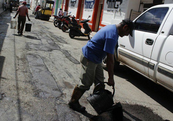 Bacheo incesante en la cabecera de Tizimín y sus comisarias Bacheo incesante en la cabecera de Tizimín y sus comisarias