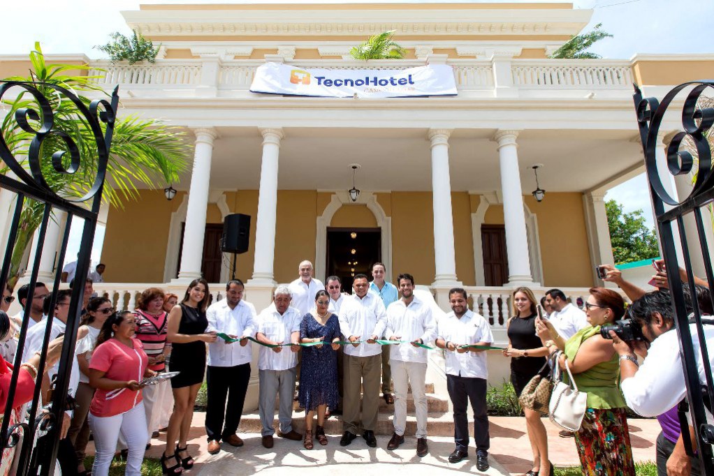 Inauguran TecnoHotel en Progreso Inauguran TecnoHotel en Progreso