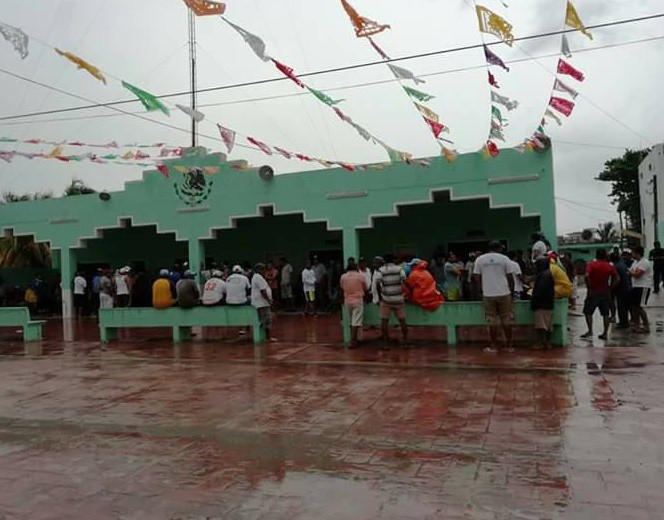 No quieren a fuereños en San Felipe No quieren a fuereños en San Felipe