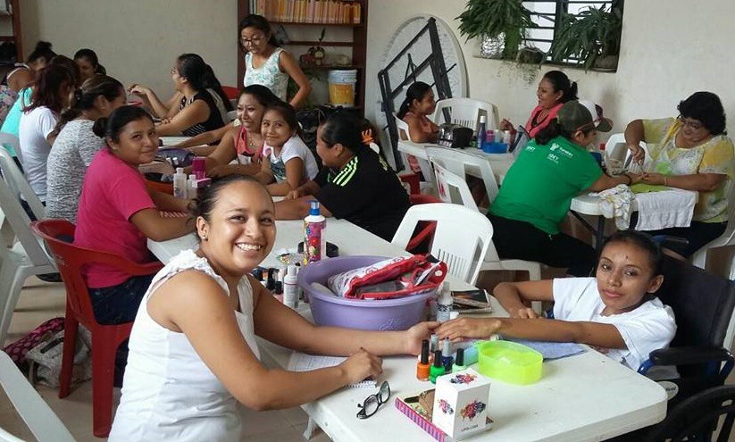 Mujeres sucileñas se capacitan para generar recursos económicos Mujeres sucileñas se capacitan para generar recursos económicos