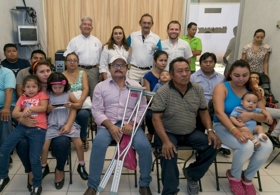 Un accidente cambió su vida, y la recuperó con una prótesis Un accidente cambió su vida, y la recuperó con una prótesis