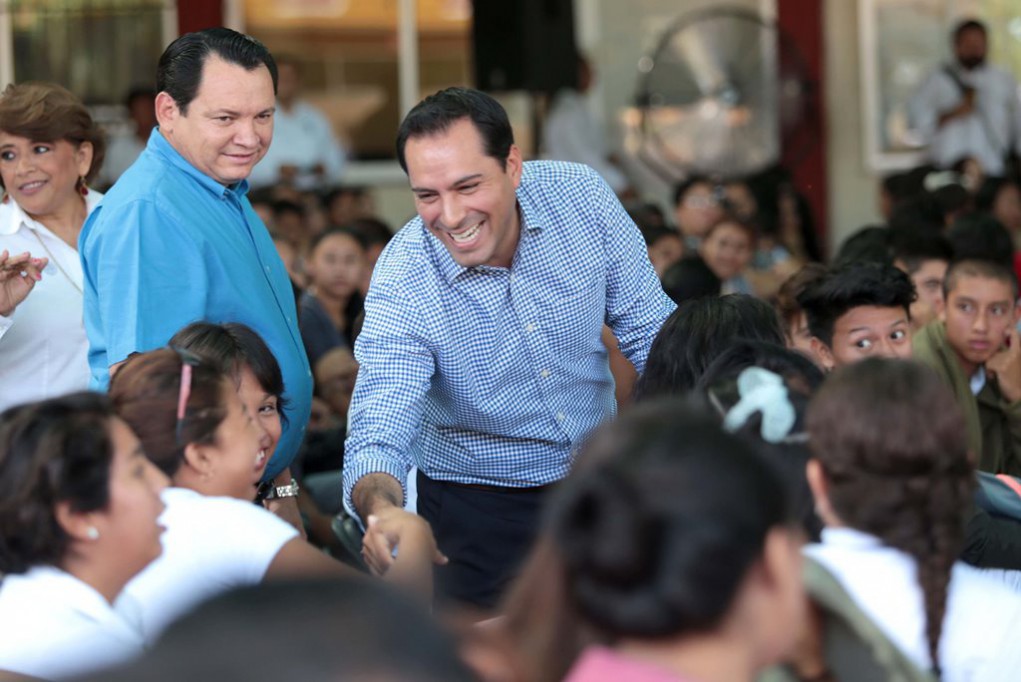 Anuncian dos mil becas para jóvenes Anuncian dos mil becas para jóvenes