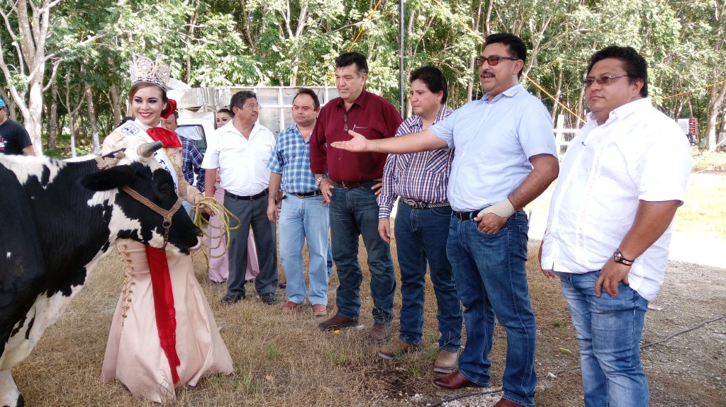 Inauguran XVI Expo Lechera 2017 en la Feria de Sucilá Inauguran XVI Expo Lechera 2017 en la Feria de Sucilá