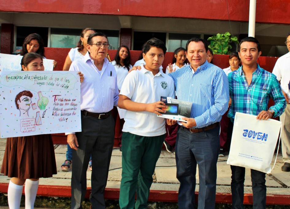 "Huacho" promueve prevención contra las drogas "Huacho" promueve prevención contra las drogas