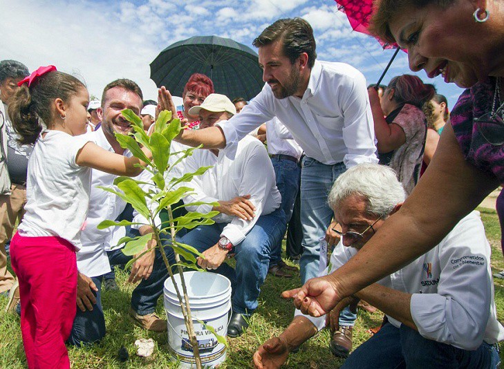 Siembran más de 200 árboles en Paseo de Henequenes Siembran más de 200 árboles en Paseo de Henequenes