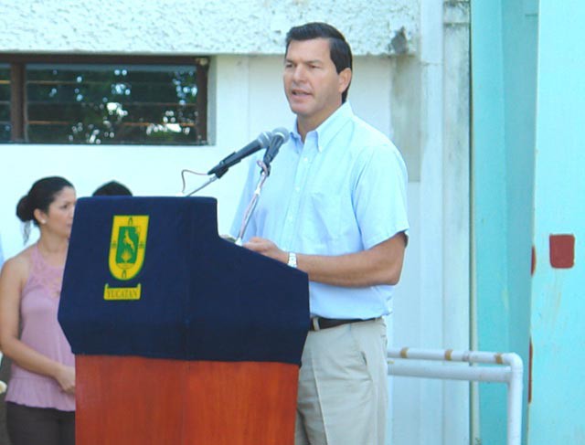 Ex gobernador recuerda el paso de Isidoro Ex gobernador recuerda el paso de Isidoro