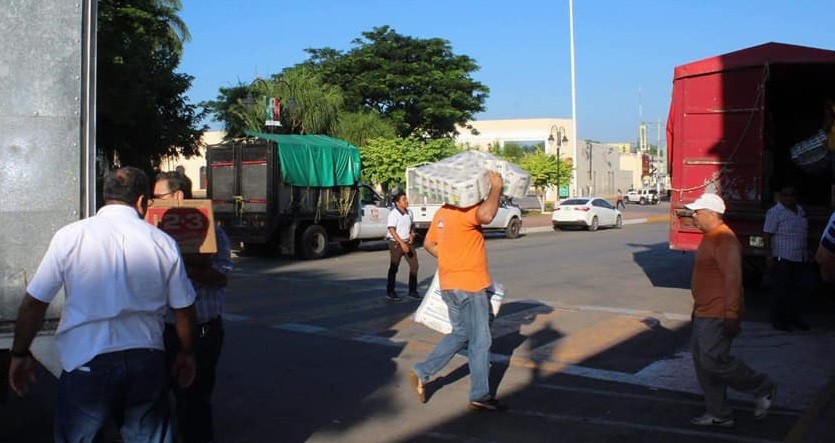 Desde Tizimín se envían 18 toneladas de víveres Desde Tizimín se envían 18 toneladas de víveres