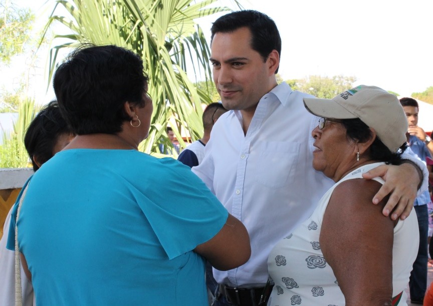 El Diputado Mauricio Vila apoya a Jardin de Niños en Cosgaya El Diputado Mauricio Vila apoya a Jardin de Niños en Cosgaya