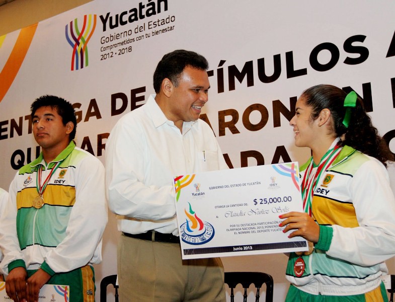 Más dinero para deportistas que ganaron medalla Más dinero para deportistas que ganaron medalla