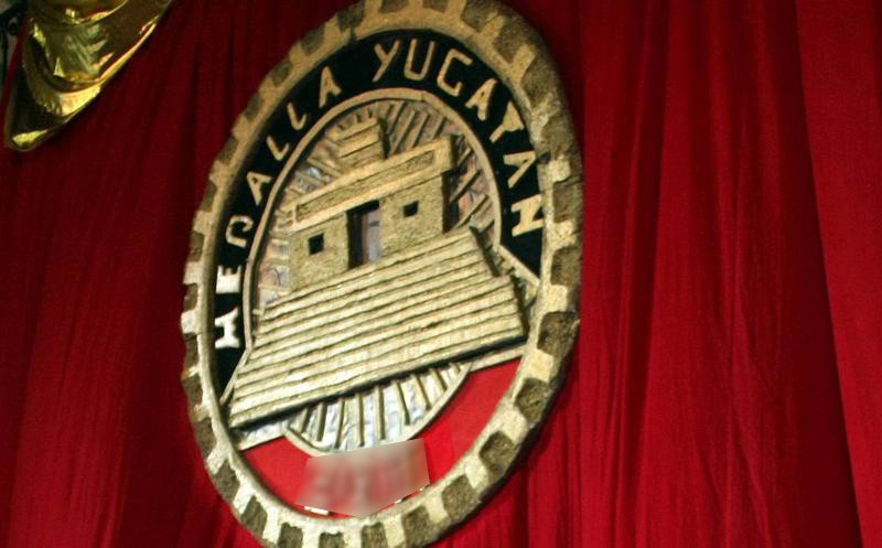 Abren convocatoria para la Medalla Yucatán Abren convocatoria para la Medalla Yucatán