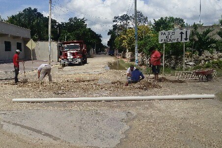 Repararán enorme bache en entrada de Sucilá Repararán enorme bache en entrada de Sucilá