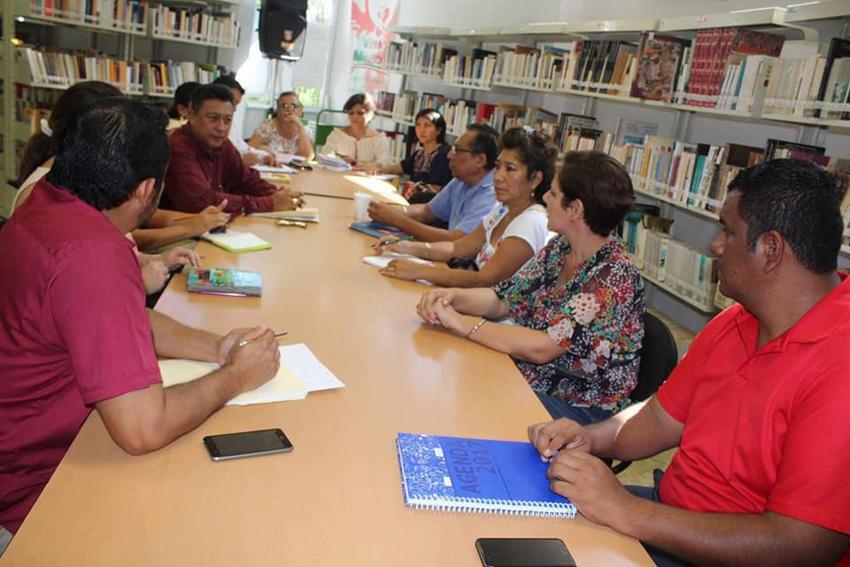 Acuerdan en Tizimín acciones a favor de salud y seguridad de estudiantes Acuerdan en Tizimín acciones a favor de salud y seguridad de estudiantes