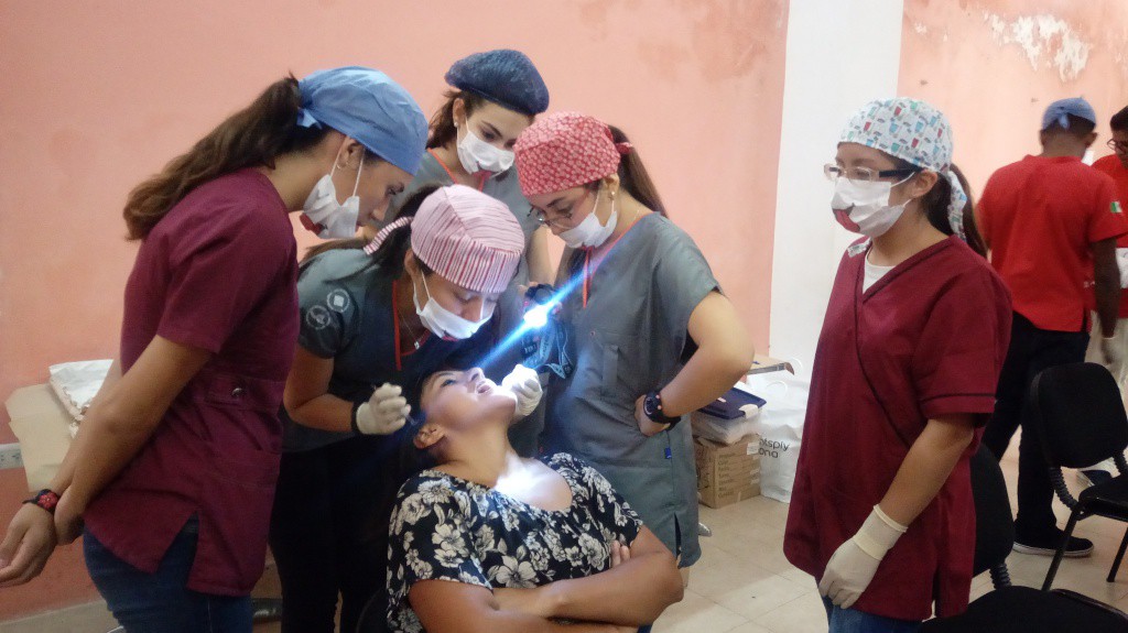 Jornada de odontología y nutrición a espiteños Jornada de odontología y nutrición a espiteños