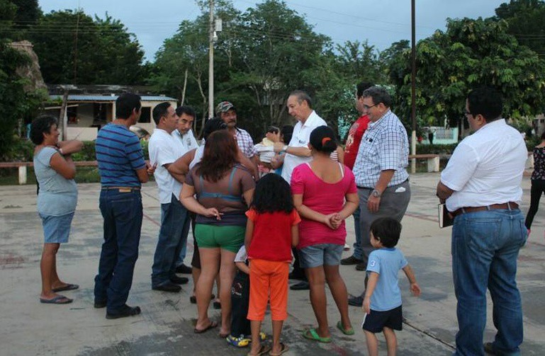 Mantienen contacto directo con tizimileños Mantienen contacto directo con tizimileños
