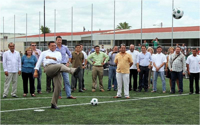 Inauguran cancha de Fútbol 7 en el Conalep Mérida I Inauguran cancha de Fútbol 7 en el Conalep Mérida I