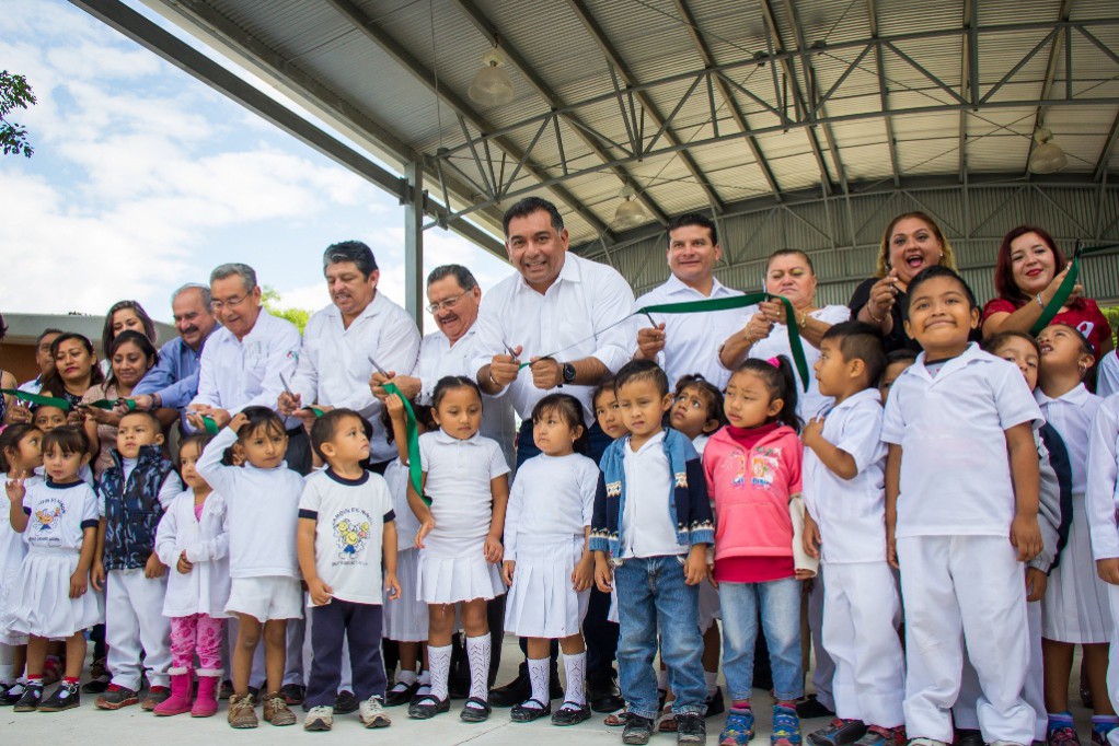 “Escuelas al CIEN” se aplica en Kanasín “Escuelas al CIEN” se aplica en Kanasín
