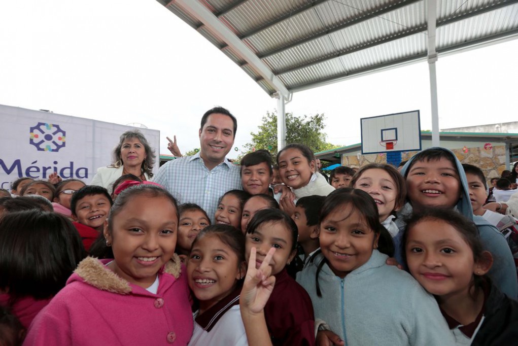 Continúa el apoyo a escuelas de Mérida Continúa el apoyo a escuelas de Mérida