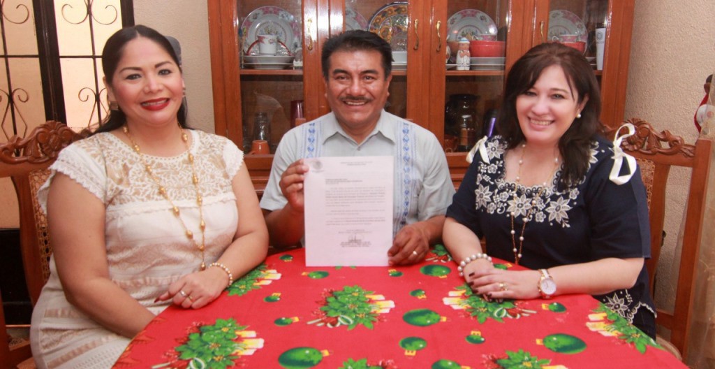 Notifican al recipiendario del reconocimiento “Pánfilo Novelo” Notifican al recipiendario del reconocimiento “Pánfilo Novelo”