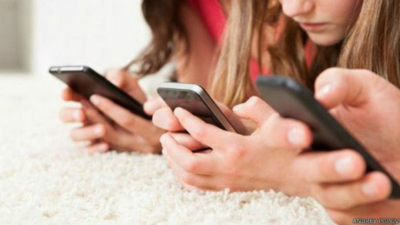 ¿Cómo dejar de ser adicto al celular? ¿Cómo dejar de ser adicto al celular?