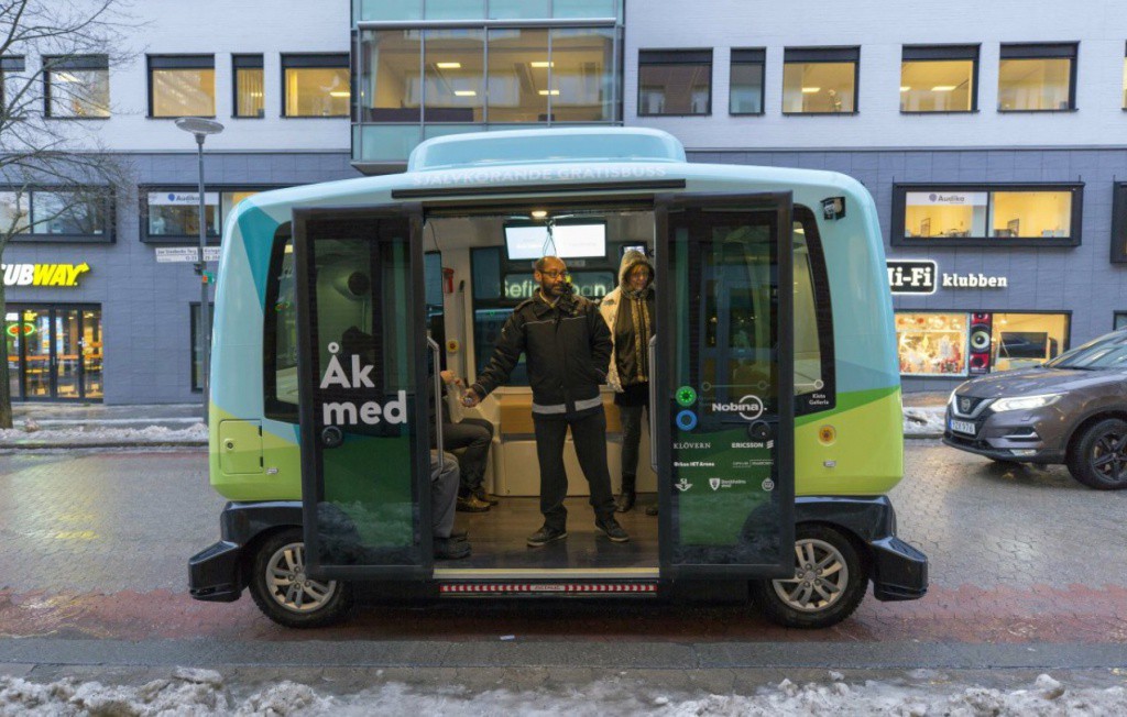 Sorprende autobús "sin chofer" Sorprende autobús "sin chofer"