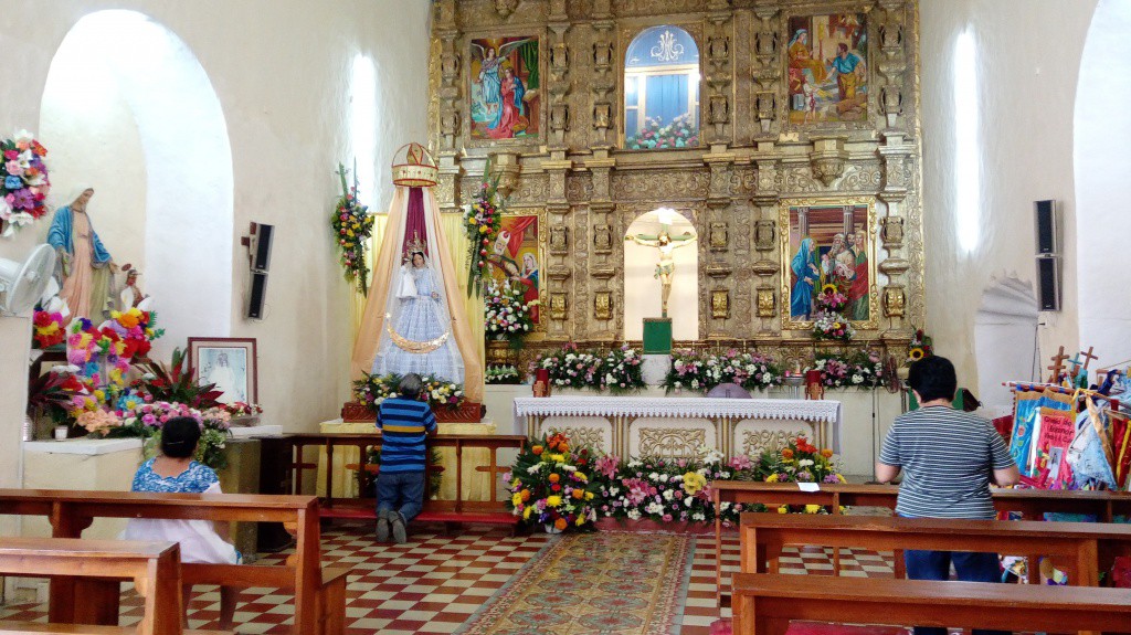 Visitan a la Virgen de La Candelaria de Valladolid Visitan a la Virgen de La Candelaria de Valladolid