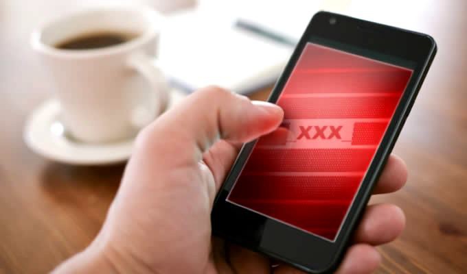 Android en riesgo por sitios "XXX" Android en riesgo por sitios "XXX"
