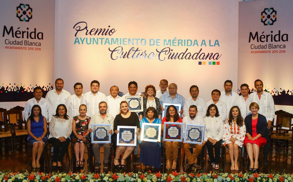 Entregan premio a la cultura ciudadana Entregan premio a la cultura ciudadana