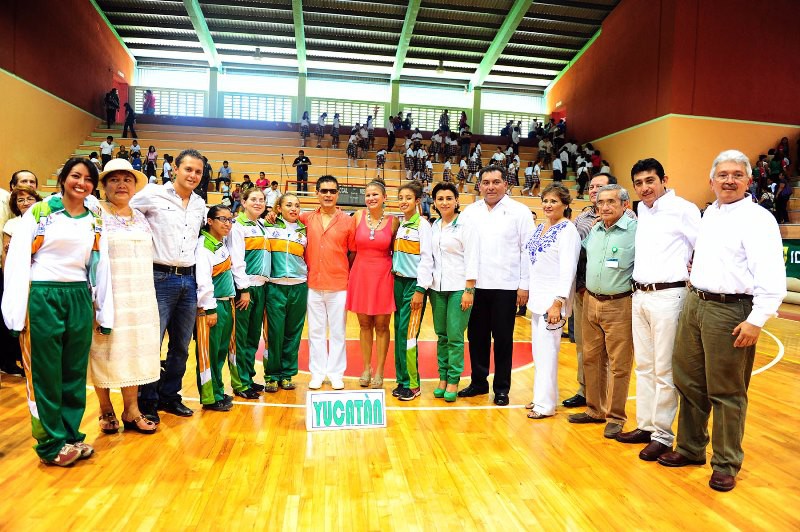 Inauguran el XXX campeonato nacional de atletismo para ciegos y débiles visuales Inauguran el XXX campeonato nacional de atletismo para ciegos y débiles visuales