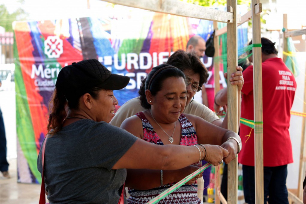 "Urdiendo esperanzas" beneficia a 4 mil familias "Urdiendo esperanzas" beneficia a 4 mil familias
