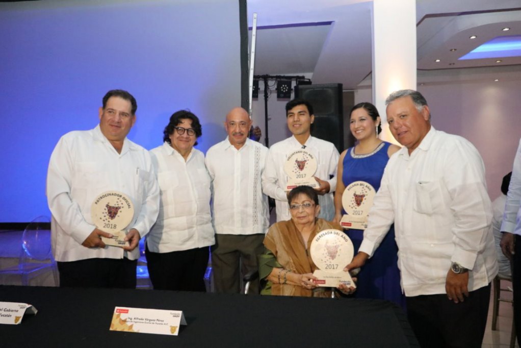 Fundación UADY celebra 25 años de su creación Fundación UADY celebra 25 años de su creación