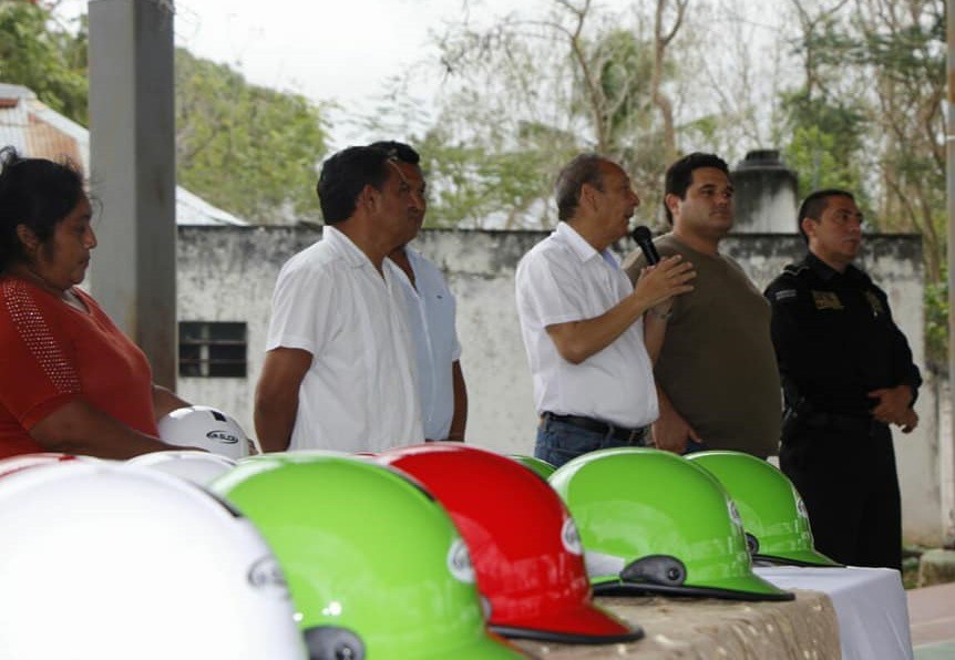 Promueven la seguridad de motociclistas en comisarías de Tizimín Promueven la seguridad de motociclistas en comisarías de Tizimín