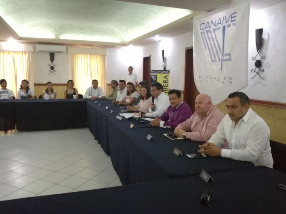 Denuncian guayaberas "chafas" Denuncian guayaberas "chafas"