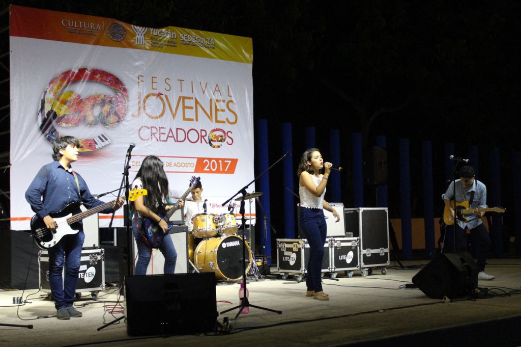 Llegó la Primavera a la Casa de la Cultura