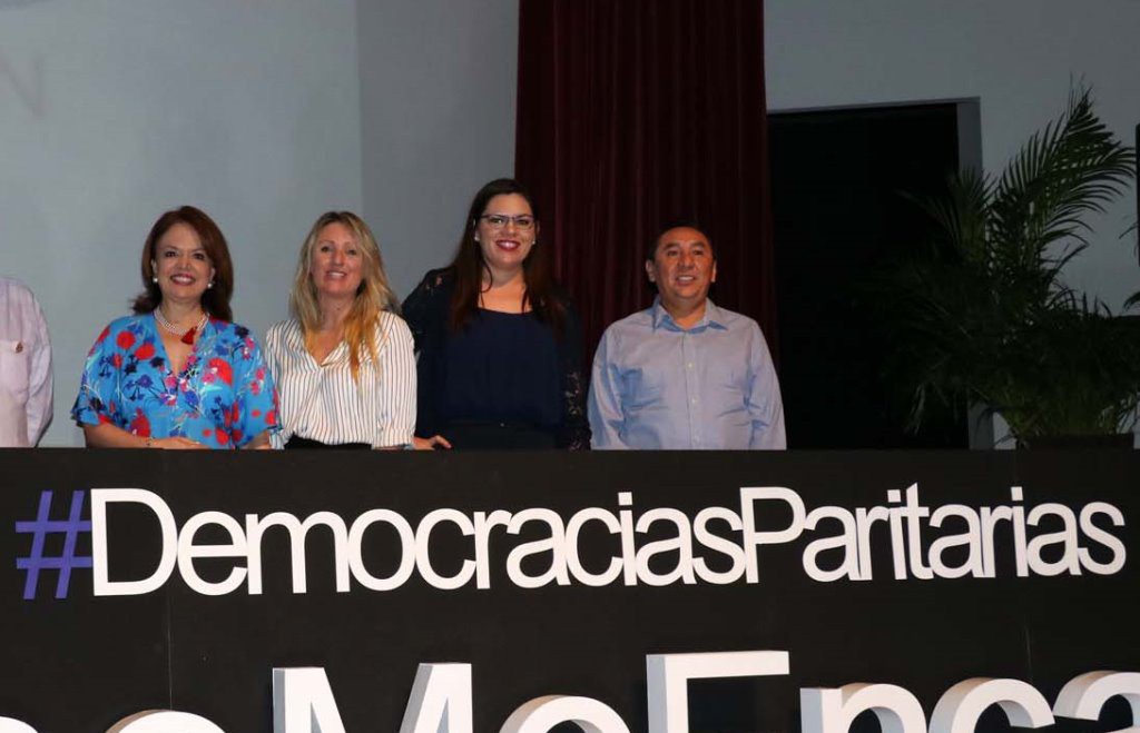 Hay que formar una red de "Mujeres Bulldogs" Hay que formar una red de "Mujeres Bulldogs"