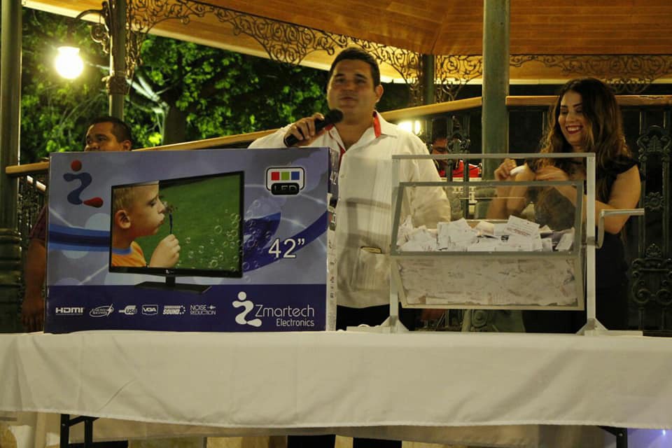 Premian a contribuyentes tizimileños Premian a contribuyentes tizimileños