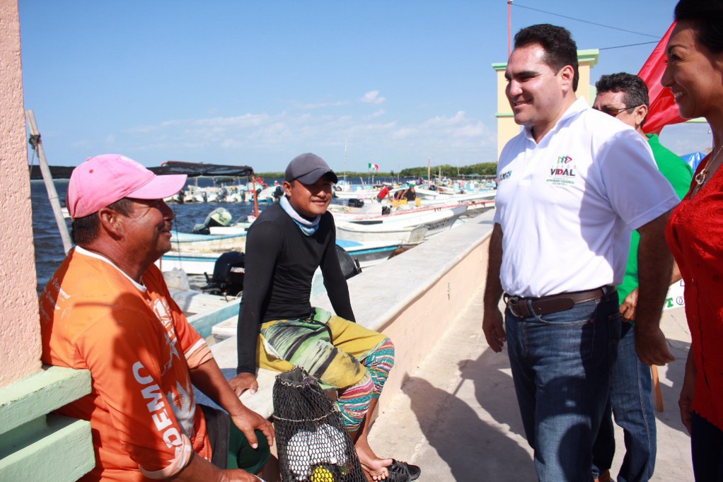 Pescadores proponen buscar otras opciones de trabajo Pescadores proponen buscar otras opciones de trabajo