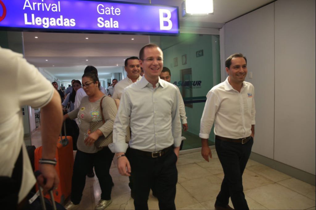Cuestionan a Anaya sobre denuncias por lavado de dinero Cuestionan a Anaya sobre denuncias por lavado de dinero