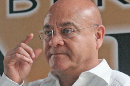 Una más de funcionarios corruptos Una más de funcionarios corruptos