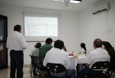 Estudiantes presencian presentación de cuenta pública, en Tizimín Estudiantes presencian presentación de cuenta pública, en Tizimín