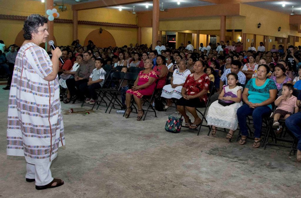 Yucatán está avanzando: Beatriz Paredes Yucatán está avanzando: Beatriz Paredes