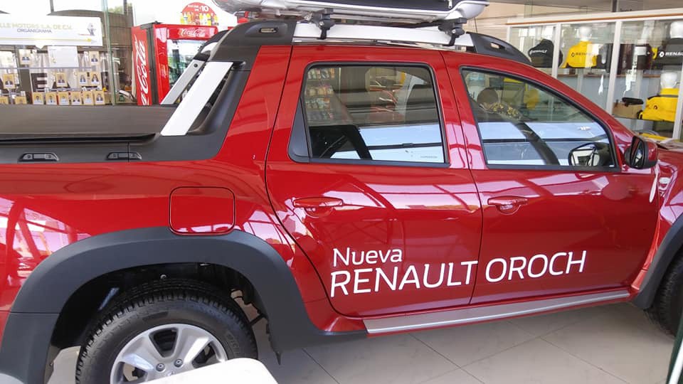Renault presenta la nueva Oroch Renault presenta la nueva Oroch
