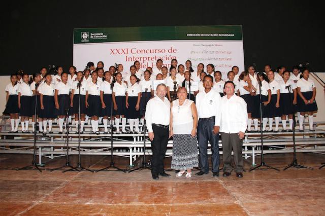 Coronan a ganador de la edición XXXI del Concurso de Interpretación del Himno Nacional Mexicano en el nivel secundaria Coronan a ganador de la edición XXXI del Concurso de Interpretación del Himno Nacional Mexicano en el nivel secundaria