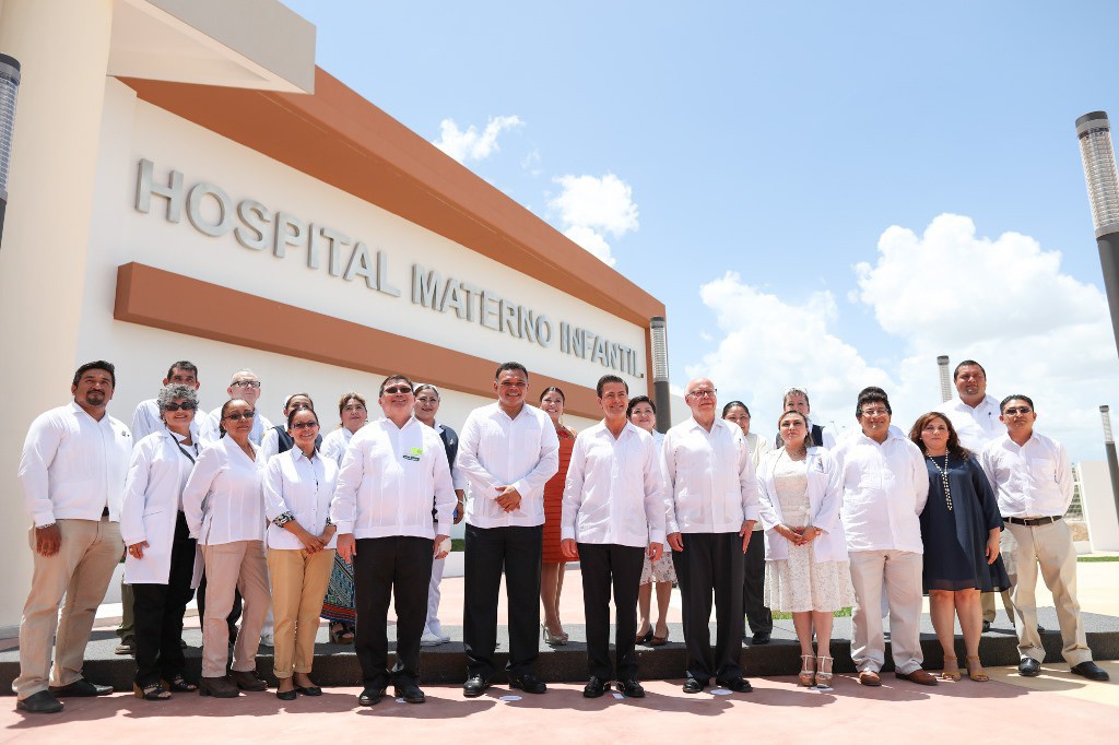 Inauguran el Hospital Materno-Infantil Inauguran el Hospital Materno-Infantil