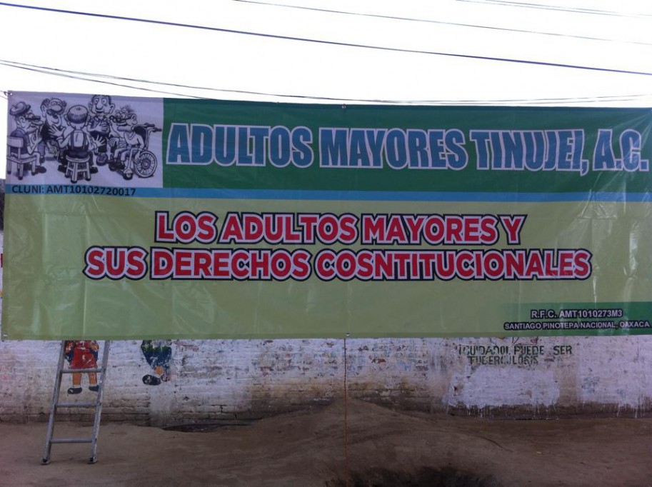 Tinujei cuida a los adultos mayores Tinujei cuida a los adultos mayores