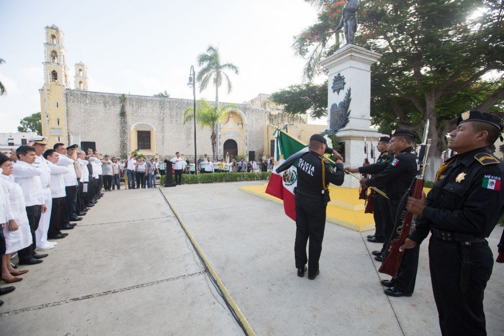 Conmemoran fallecimiento de Benito Juárez Conmemoran fallecimiento de Benito Juárez