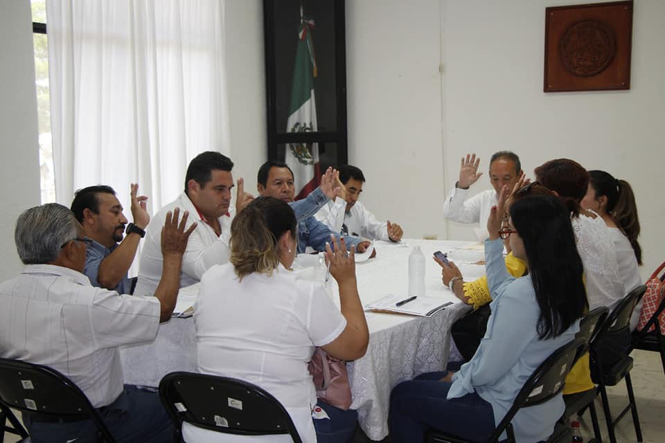 Cabildo de Tizimín aprueba venta de lote de vehículos como chatarra Cabildo de Tizimín aprueba venta de lote de vehículos como chatarra