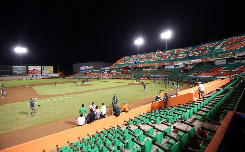 Las mujeres también forman parte de la LMB Las mujeres también forman parte de la LMB