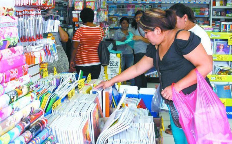 Papelerías se preparan para el surtido de útiles Papelerías se preparan para el surtido de útiles
