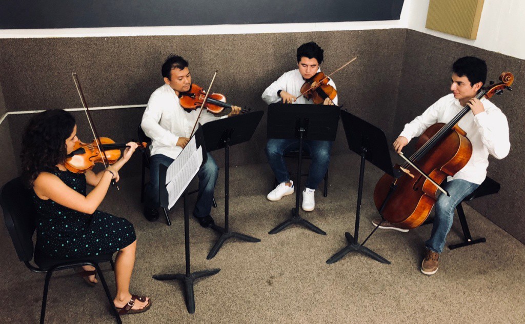 Cuarteto "México" debuta con temas tradicionales Cuarteto "México" debuta con temas tradicionales